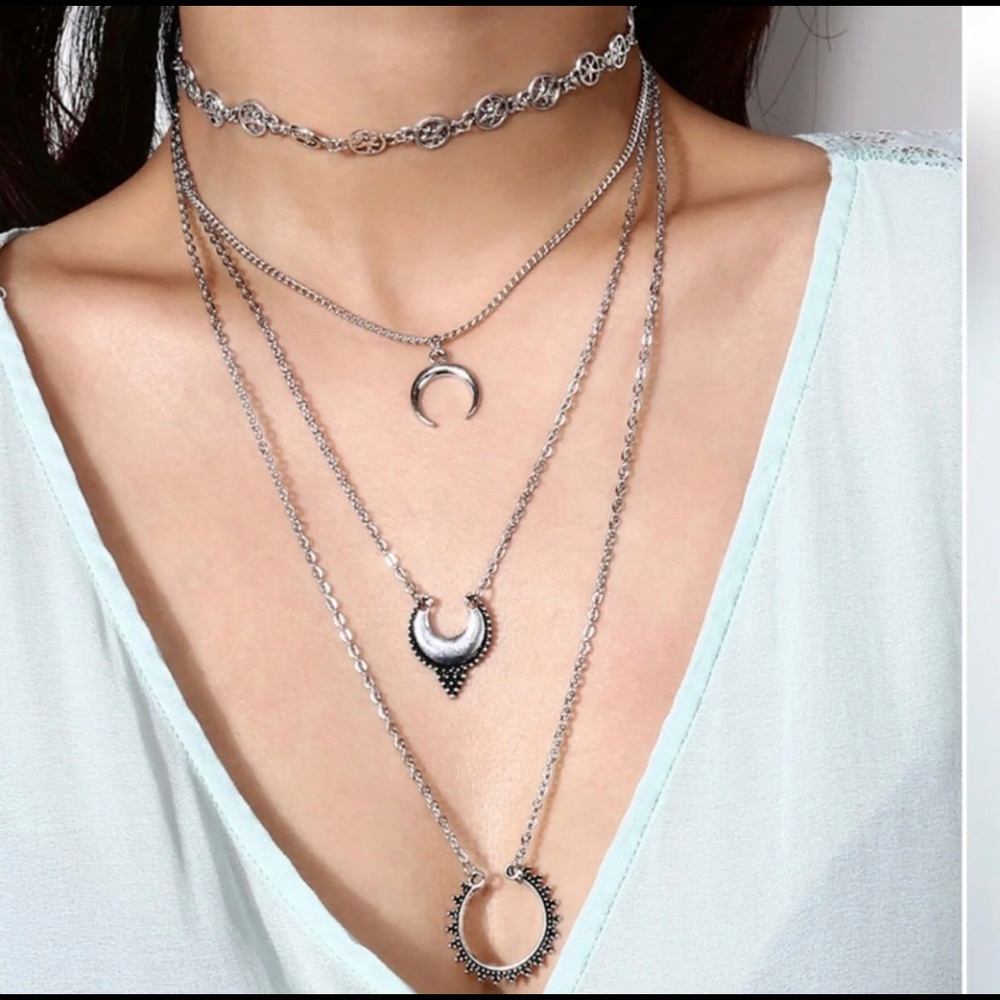 Bohemian witchy Layered Necklace